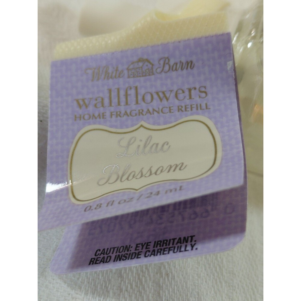 White Barn Wallflowers Home Fragrance Refill Lilac Blossom 0.8 fl oz / 24 mL